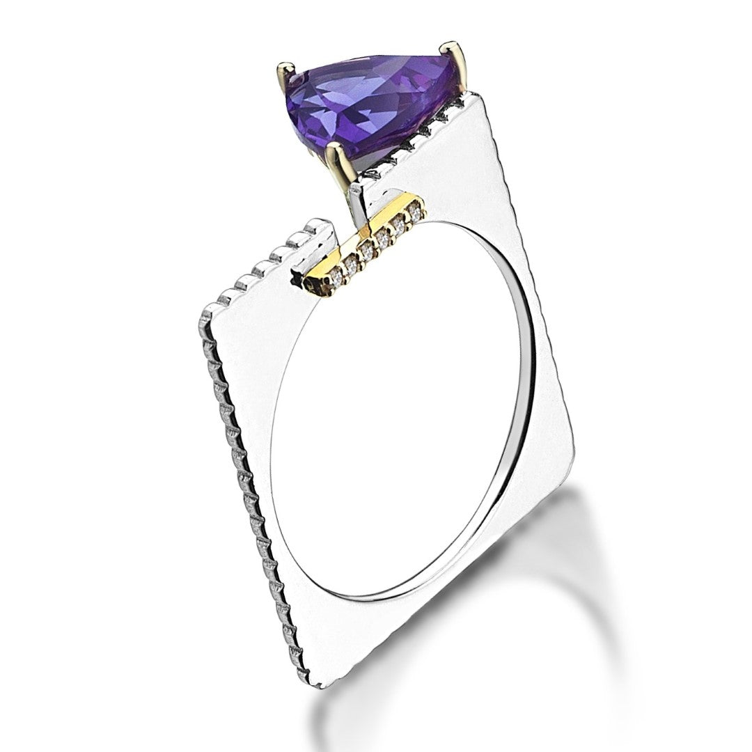 Megaron Evolution Ring